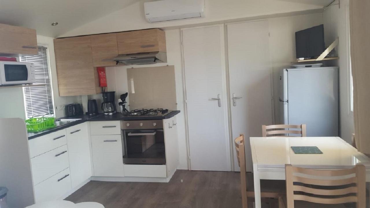 Mhvacances Louent Plusieurs Mobilhomes Dans Camping 4 Etoiles A 200M De La Plage Et Cure Thermale Canet-en-Roussillon Exterior photo